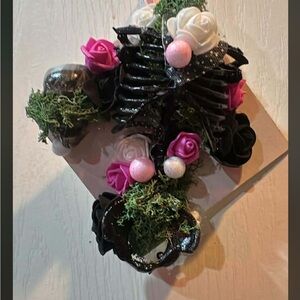 Gothic Floral Skeleton Wall Decor